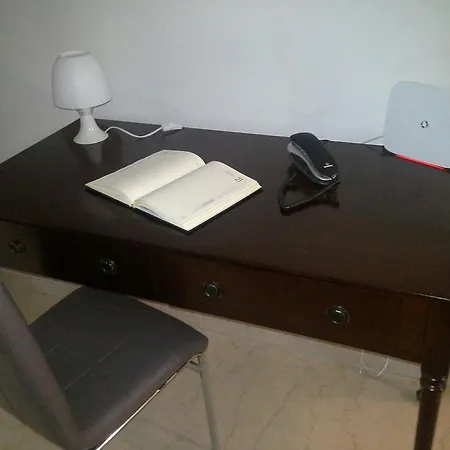 Aurelia ゲストハウス ローマ